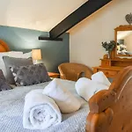 Quaker Cottage